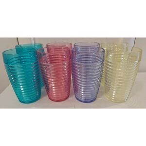 Vtg Majestic Beehive Tumblers Ribbed Plastic USA Set of 8 Cups 5.75" 16 oz